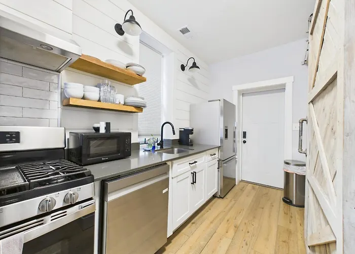 Modern 2br With Patio & Cozy Space Apartamento Chicago