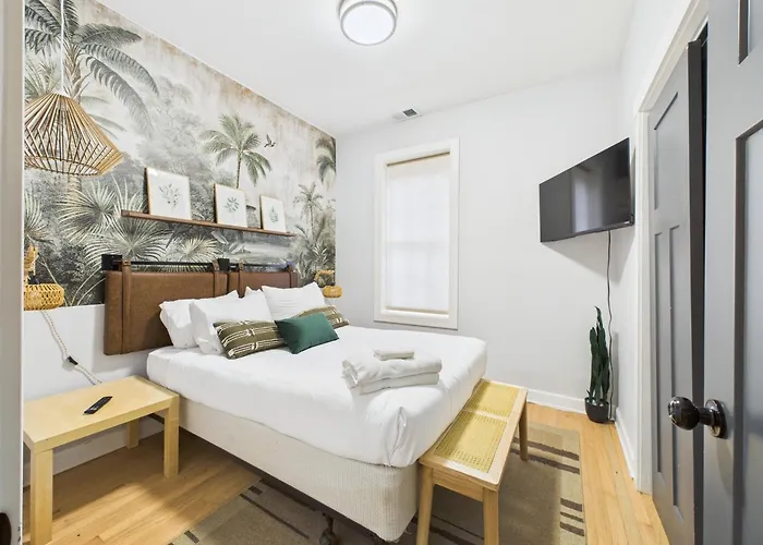 Modern 2br With Patio & Cozy Space Chicago